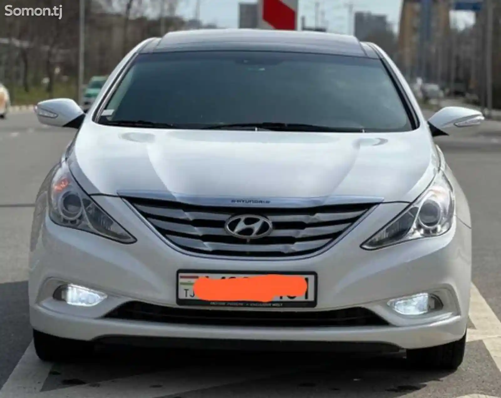 Лобовое стекло от Hyundai Sonata 2011-2014