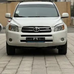 Toyota RAV 4, 2008