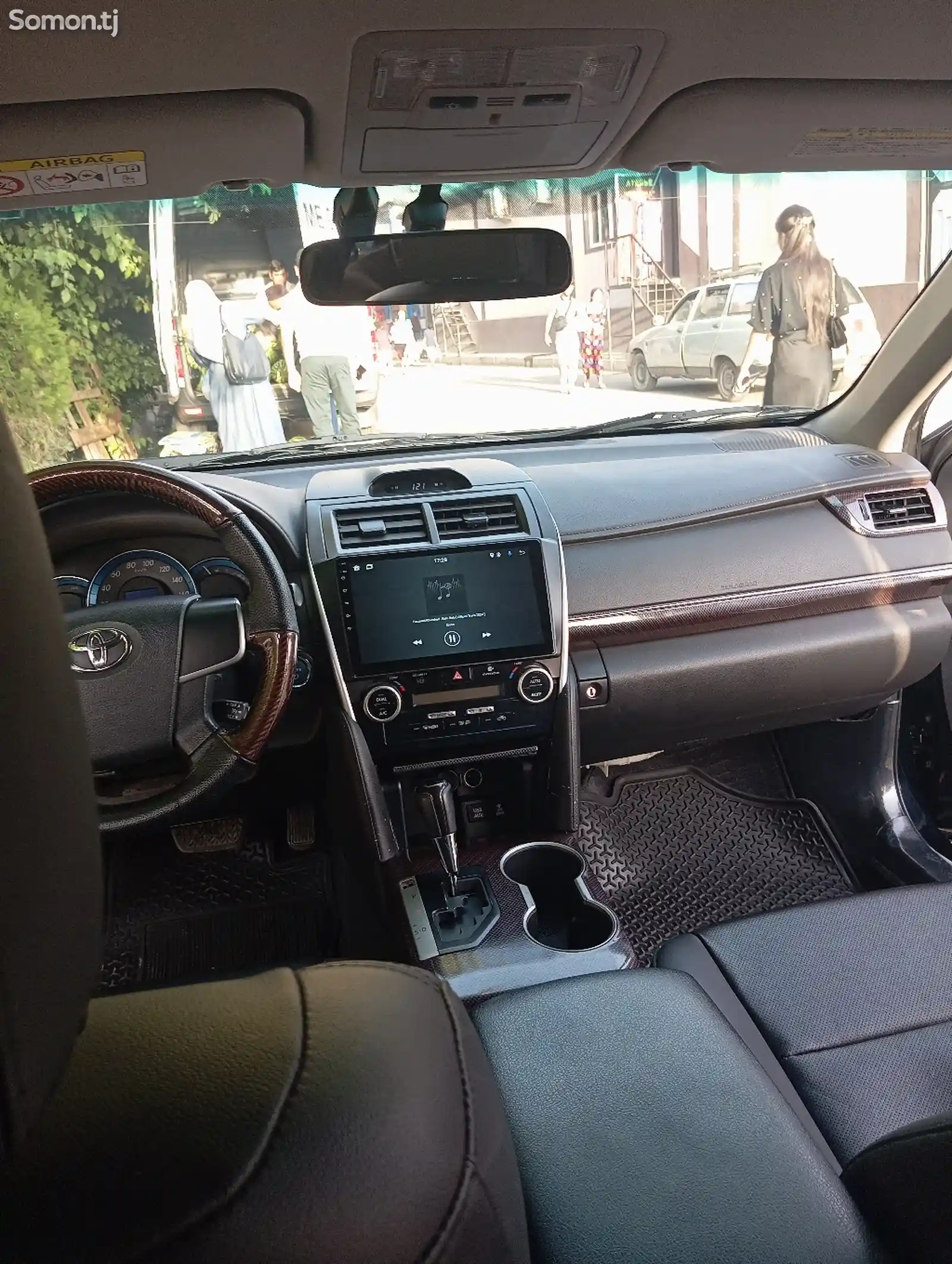 Toyota Camry, 2013-6