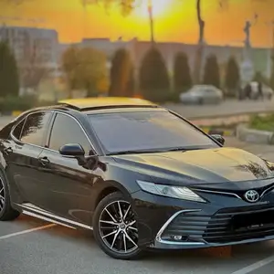 Toyota Camry, 2021