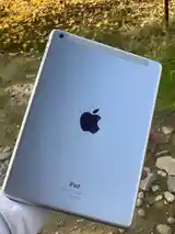 Планшет Apple iPad-6