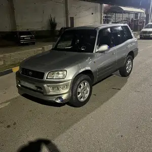 Toyota RAV 4, 2000