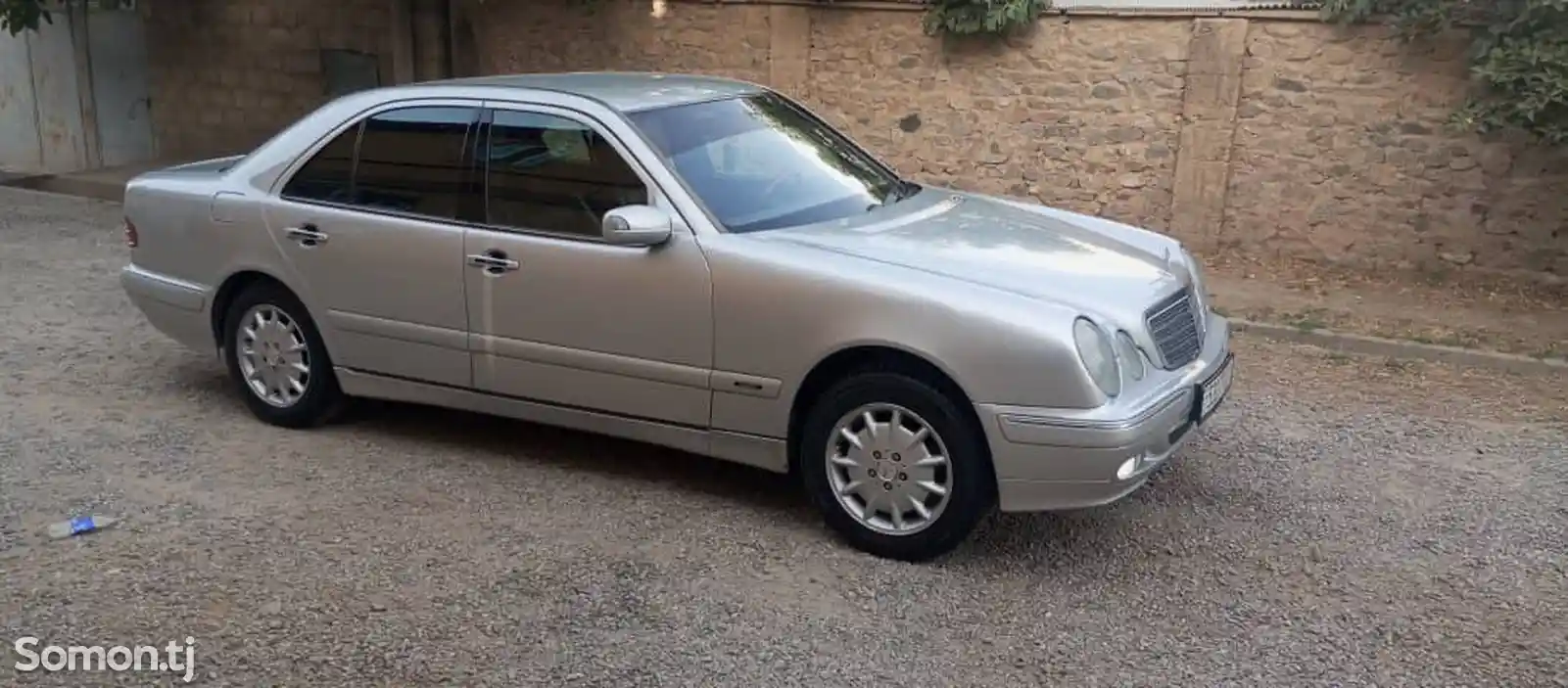 Mercedes-Benz E class, 2001-5