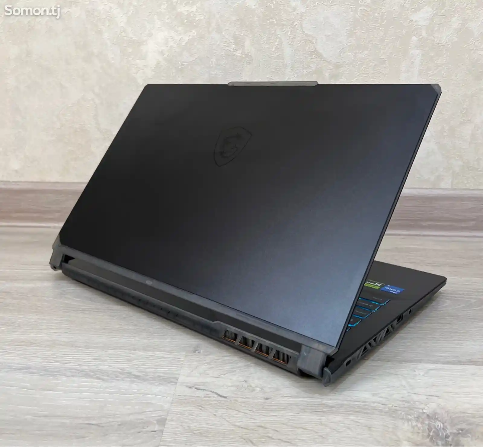 Игровой ноутбук MSI i5, RTX 4060-7