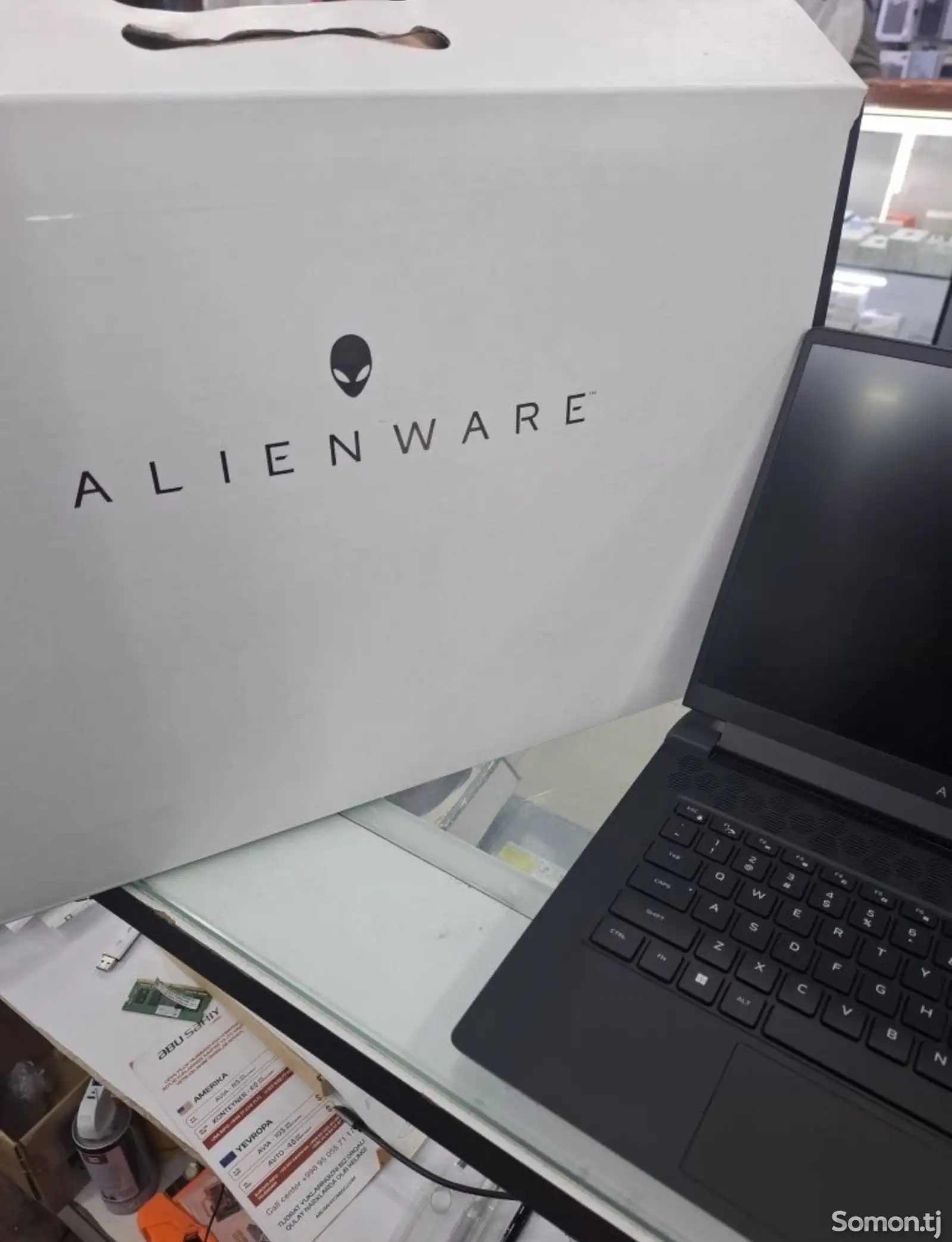 Ноутбук Dell alienwere r7 6800h rtx3060-1