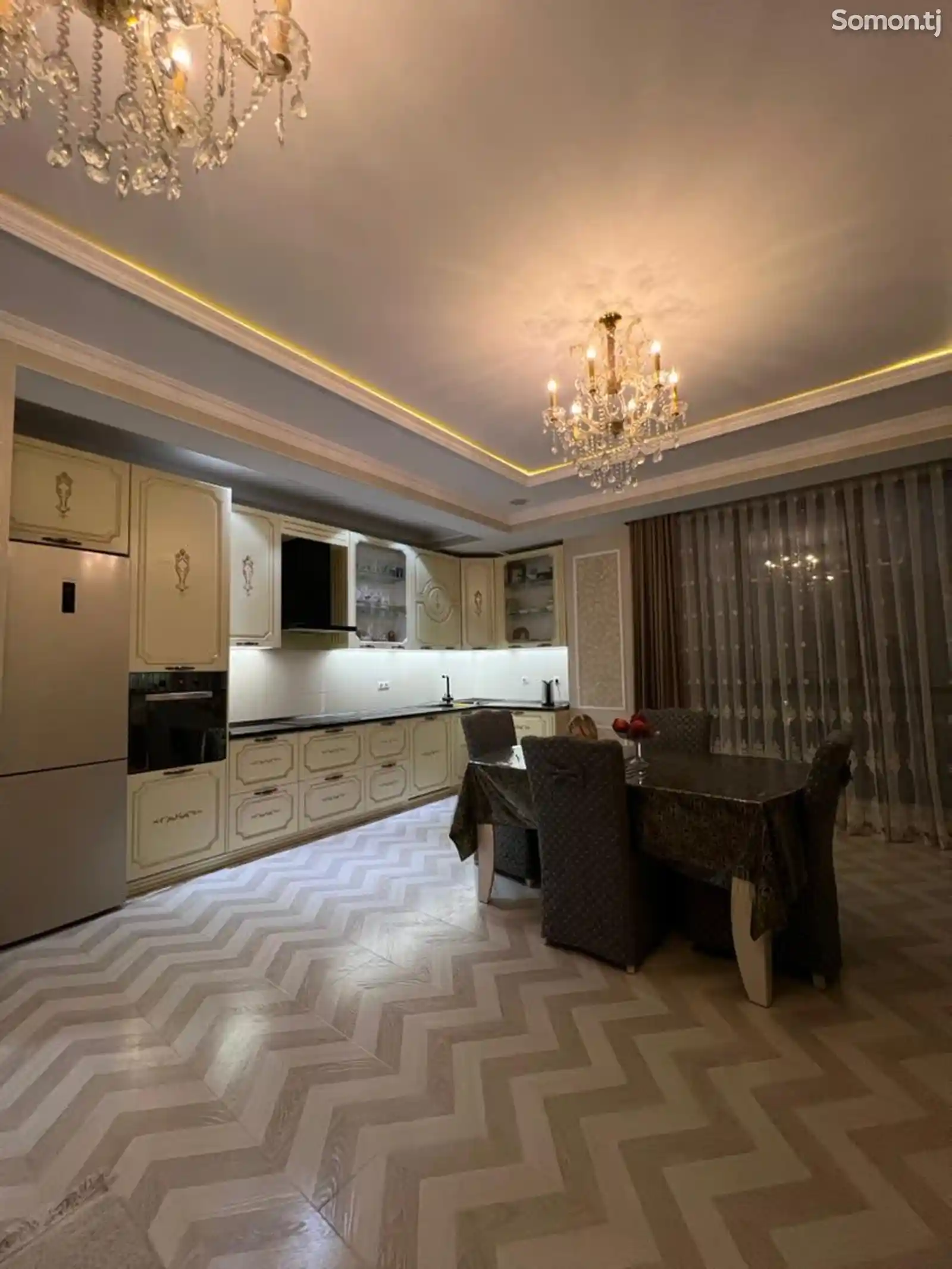 3-комн. квартира, 6 этаж, 100м², Исмоили Сомони-3