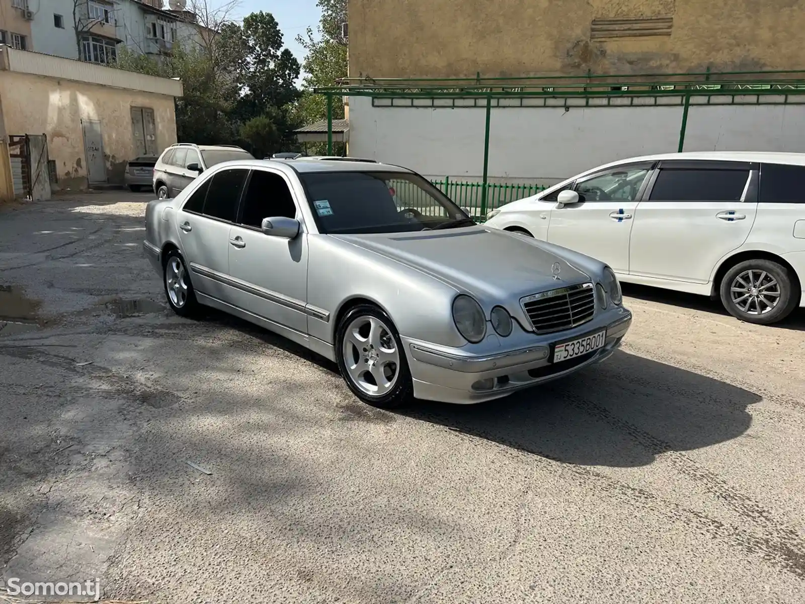 Mercedes-Benz E class, 2002-1