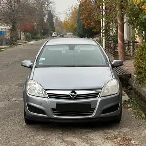 Opel Astra H, 2009