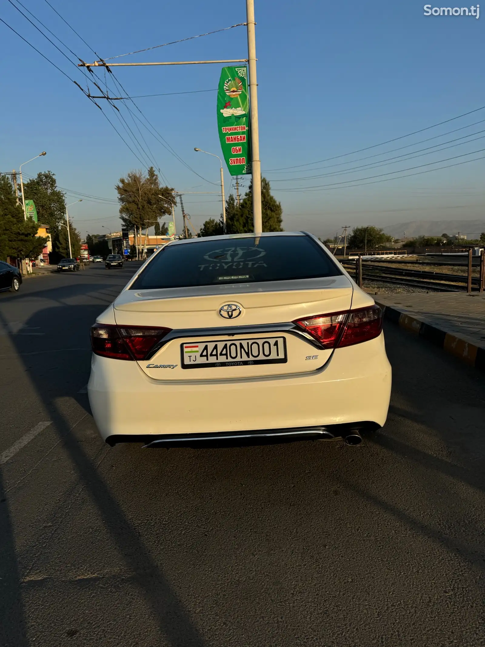 Toyota Camry, 2015-8