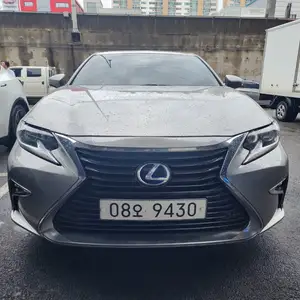 Lexus ES series, 2017