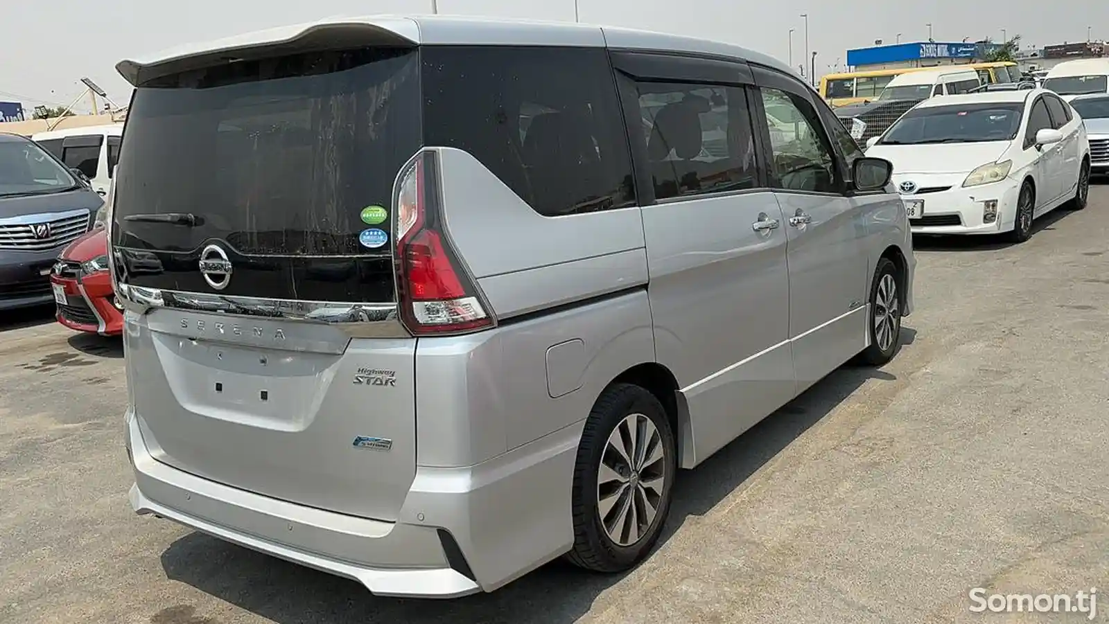 Nissan Serena, 2016-5