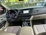 Kia Carnival, 2014-10