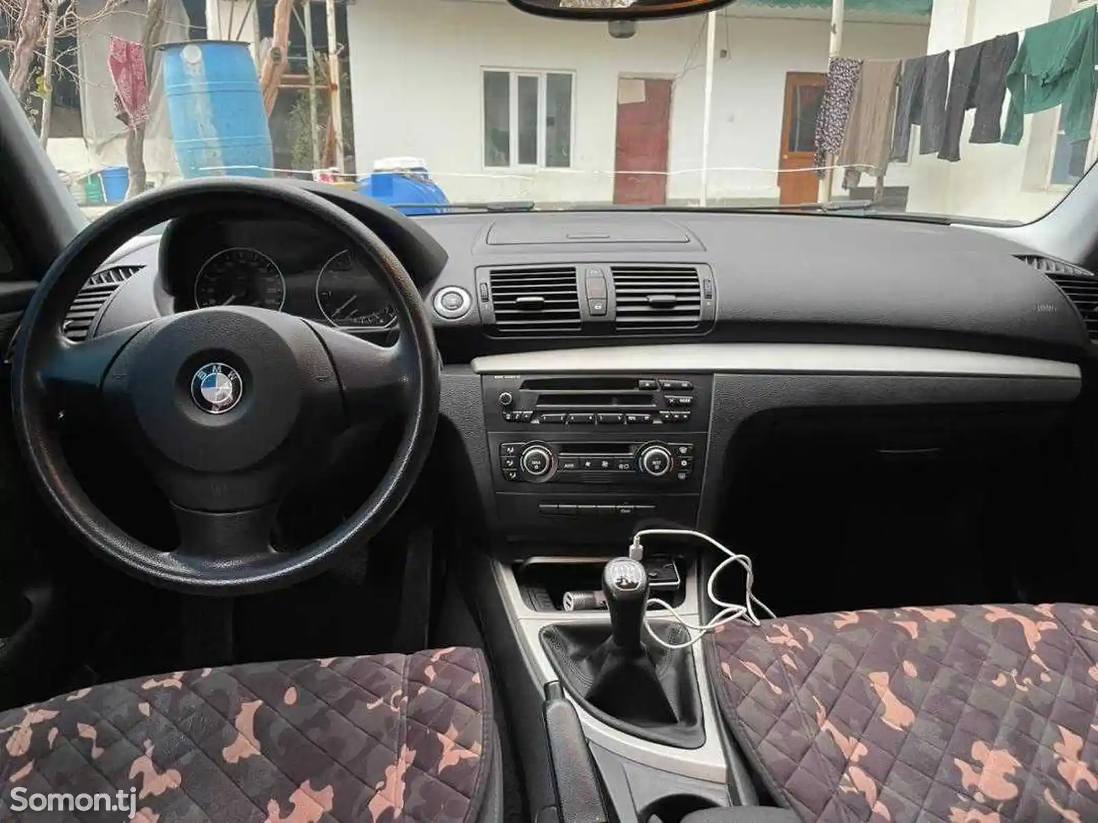 BMW 1 series, 2009-2