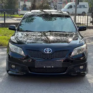 Toyota Camry, 2011