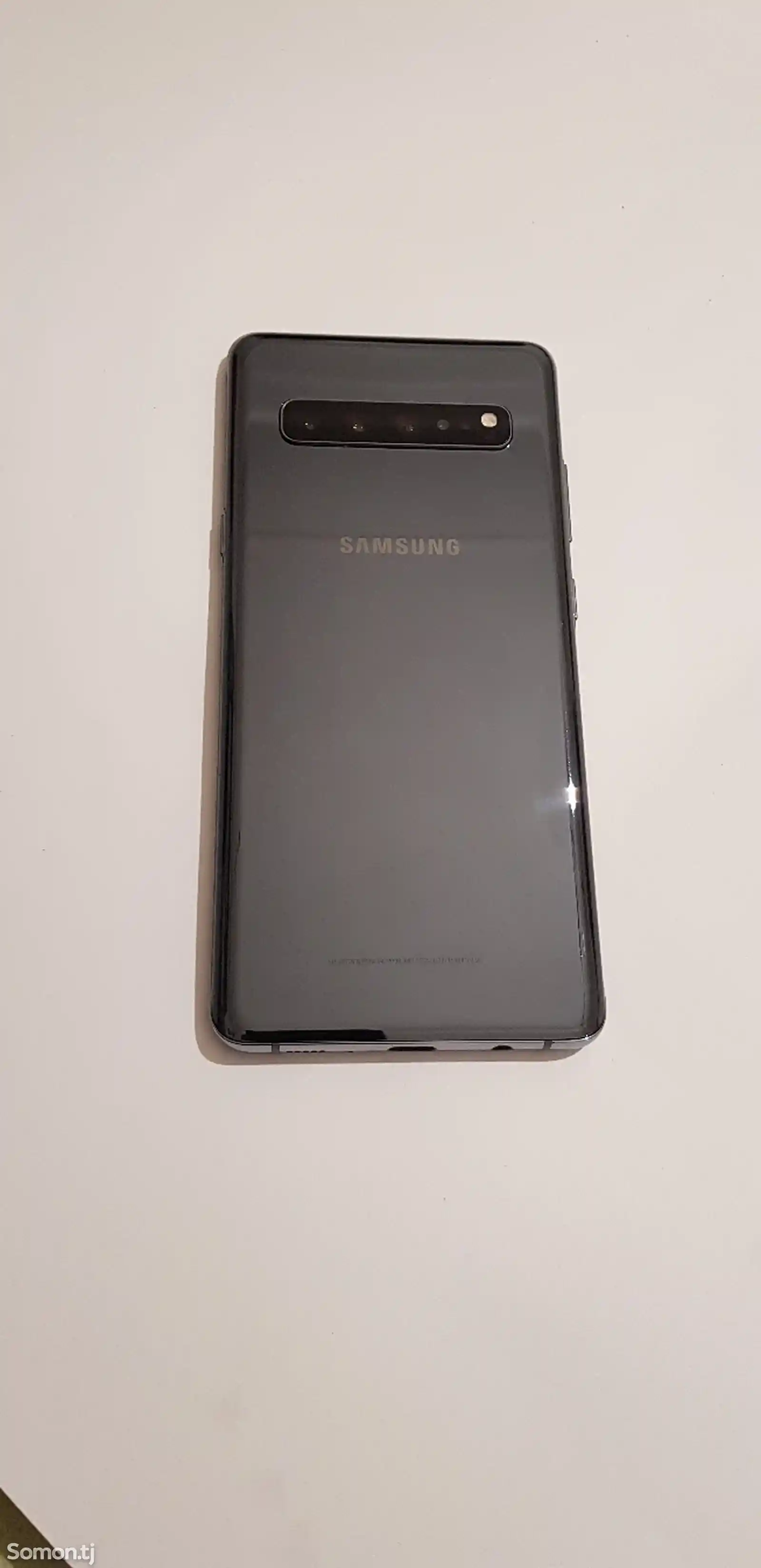 Samsung Galaxy S10 Plus-5