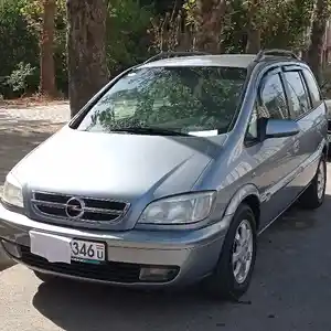 Opel Zafira, 2005