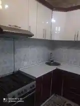 2-комн. квартира, 5 этаж, 80м², 101 мкр-6