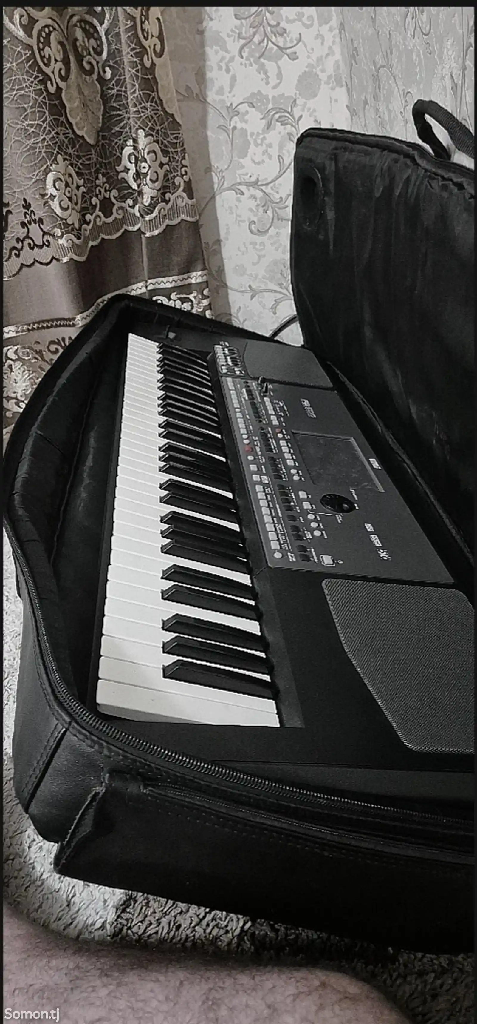 Синтезатор Korg pa 600