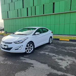 Hyundai Elantra, 2013