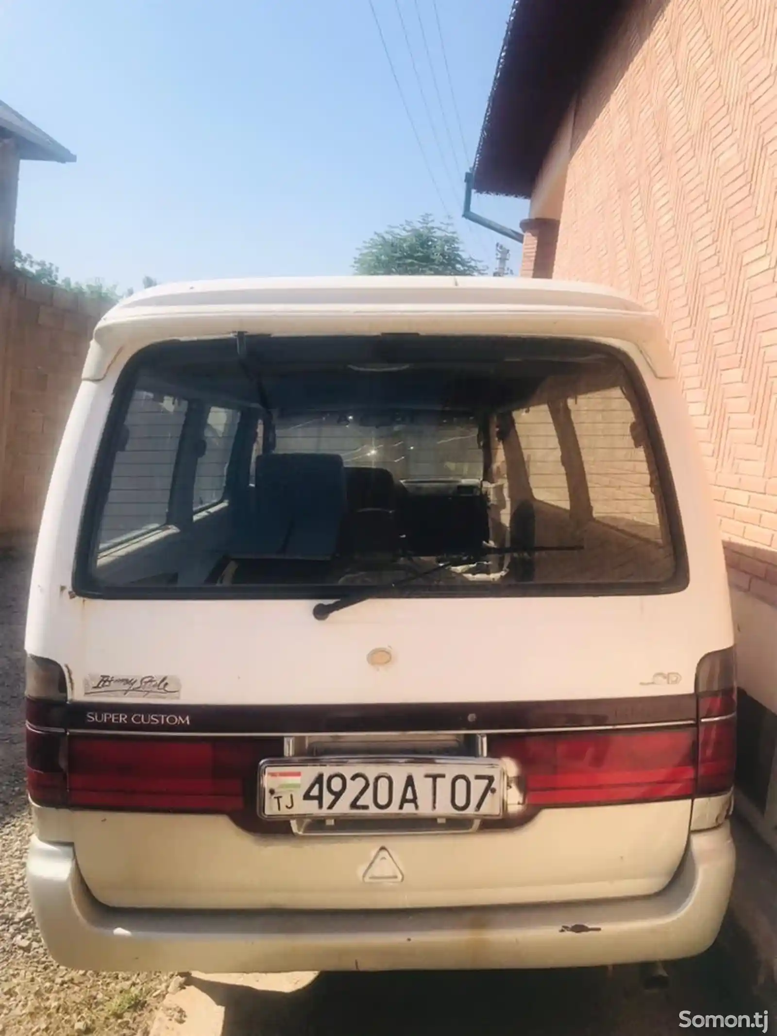 Toyota Hiace, 1996 на запчасти-4