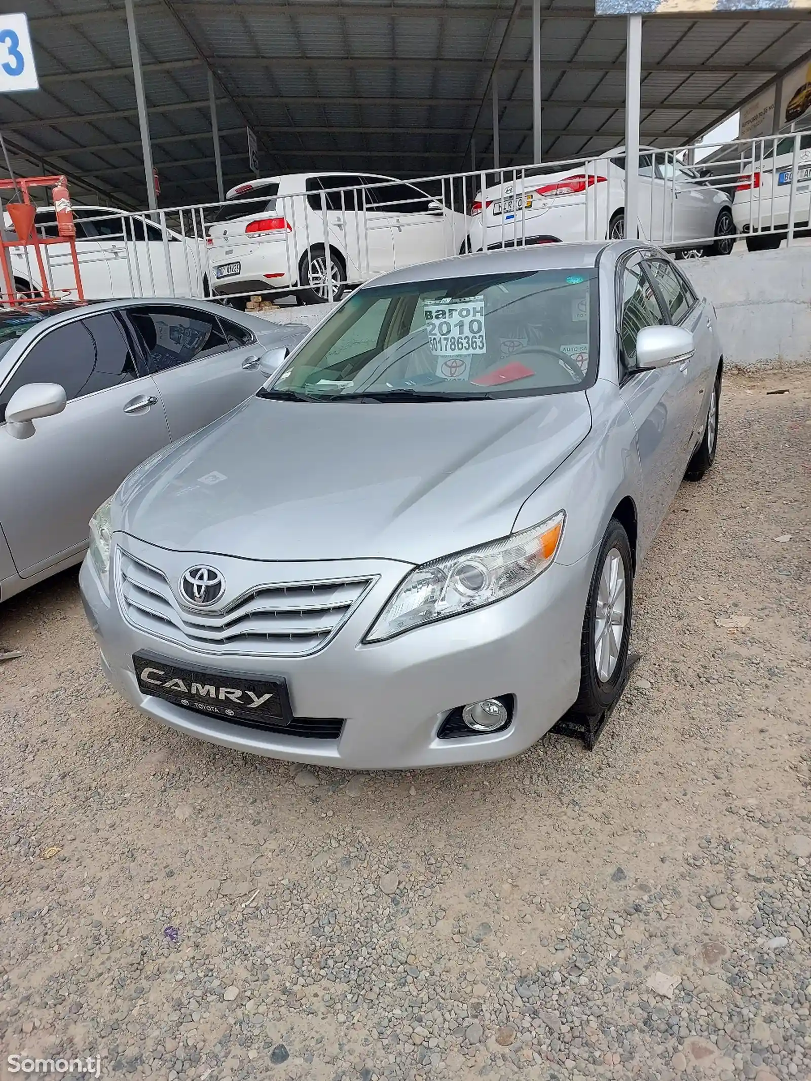 Toyota Camry, 2010-1