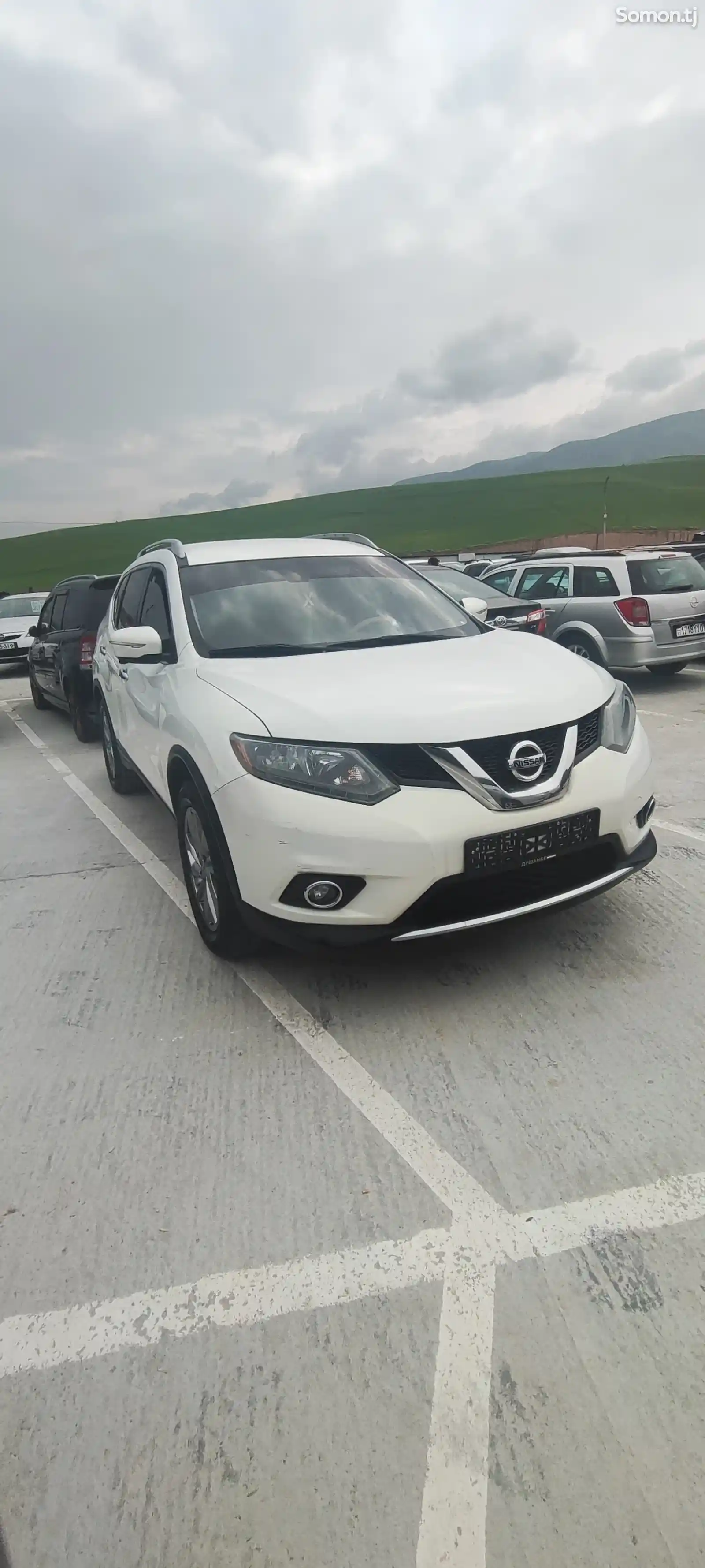 Nissan Rogue, 2015-4