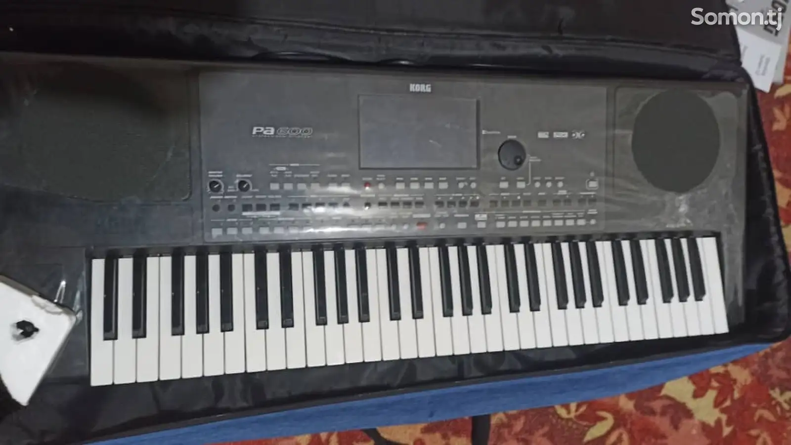 Синтезатор Korg Pa 600-6