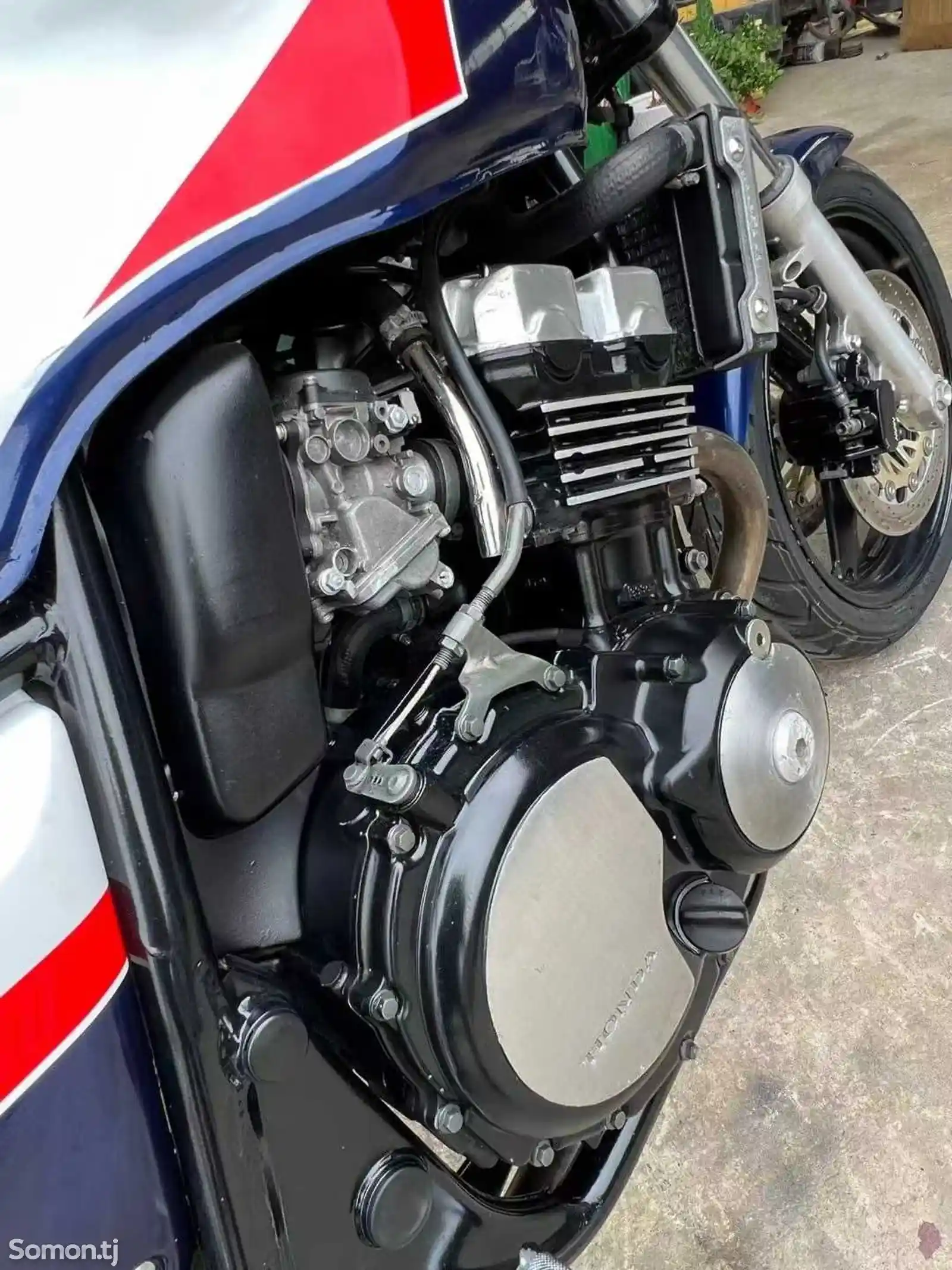 Мотоцикл Honda CB400cc на заказ-8