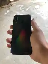 Samsung galaxy A40-3