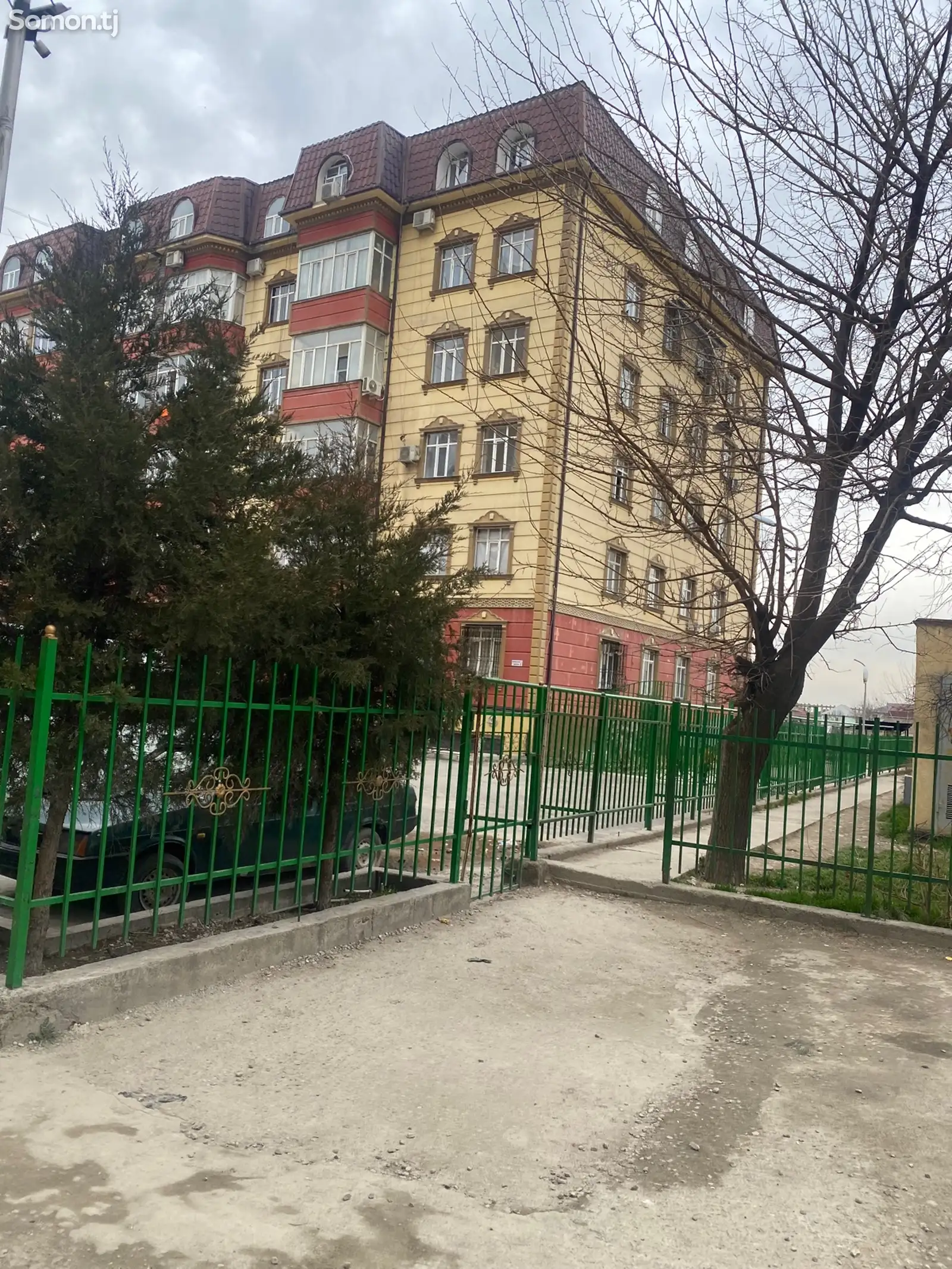 Комната в 1-комн. квартире, 5 этаж, 70м², Тоҷирон-1