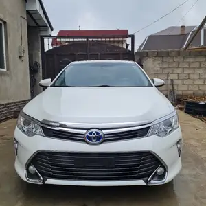 Toyota Camry, 2015