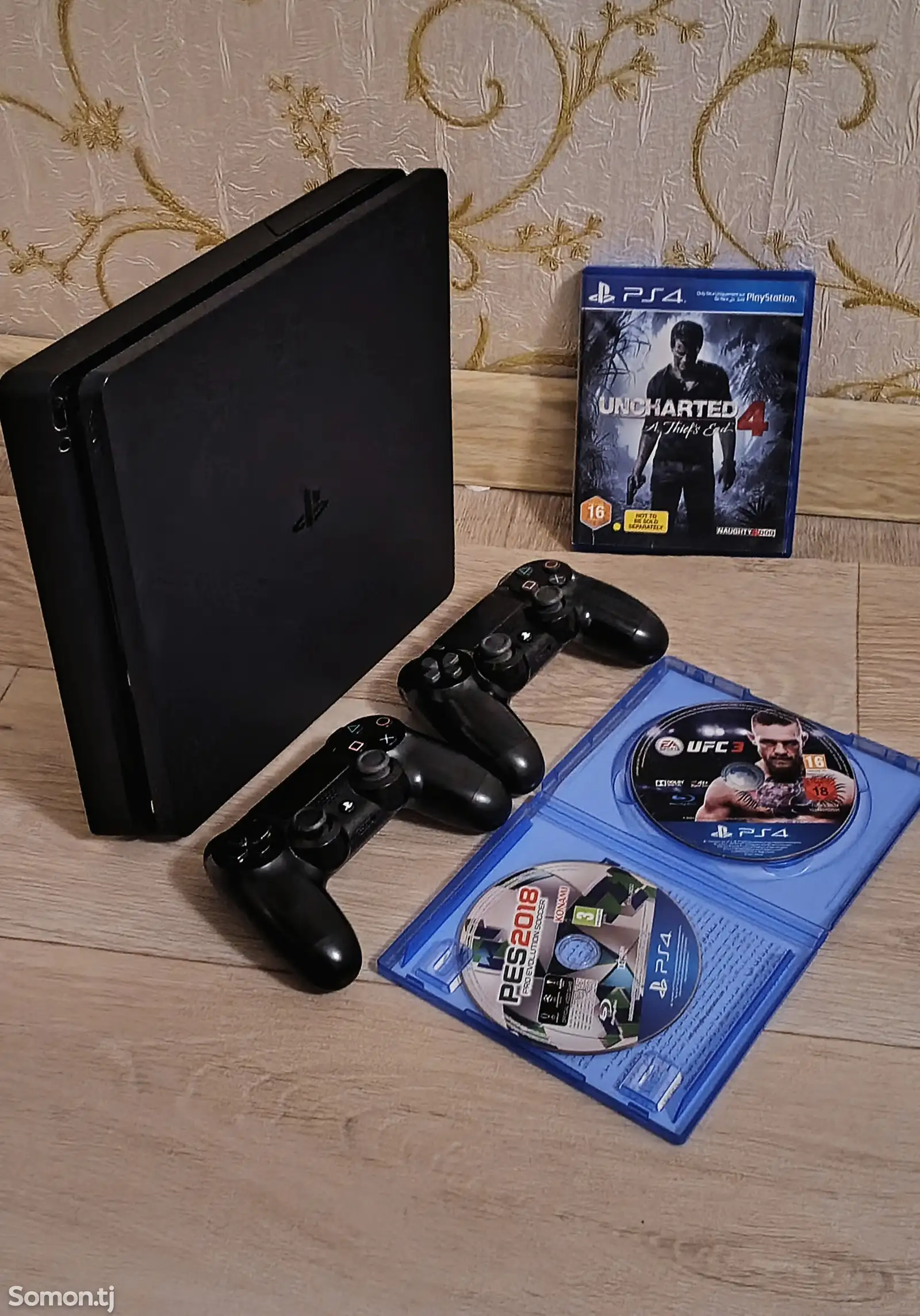 Игровая приставка Sony PlayStation 4 Slim