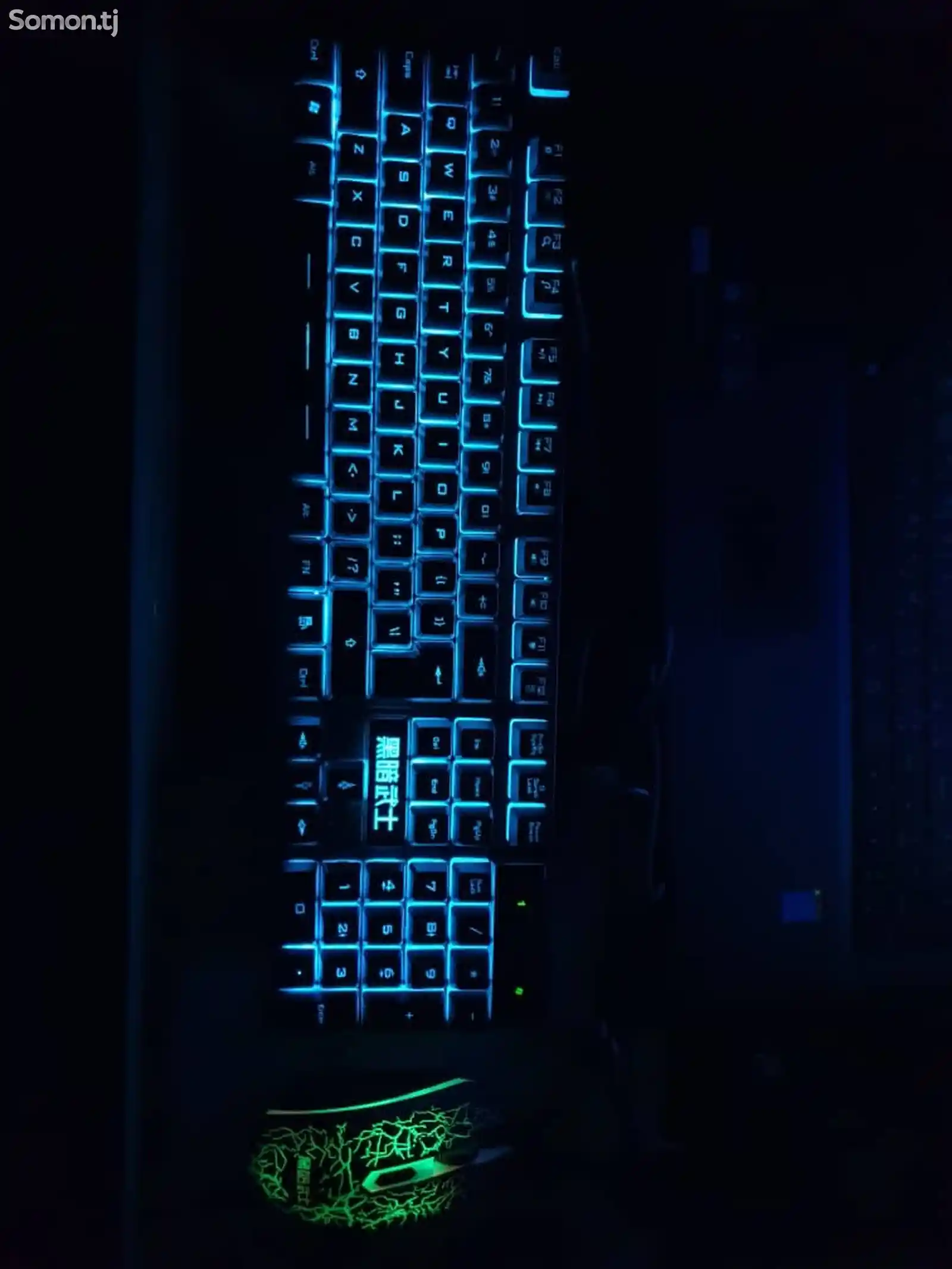 Полу механическая клавиатура с подсветкой-3