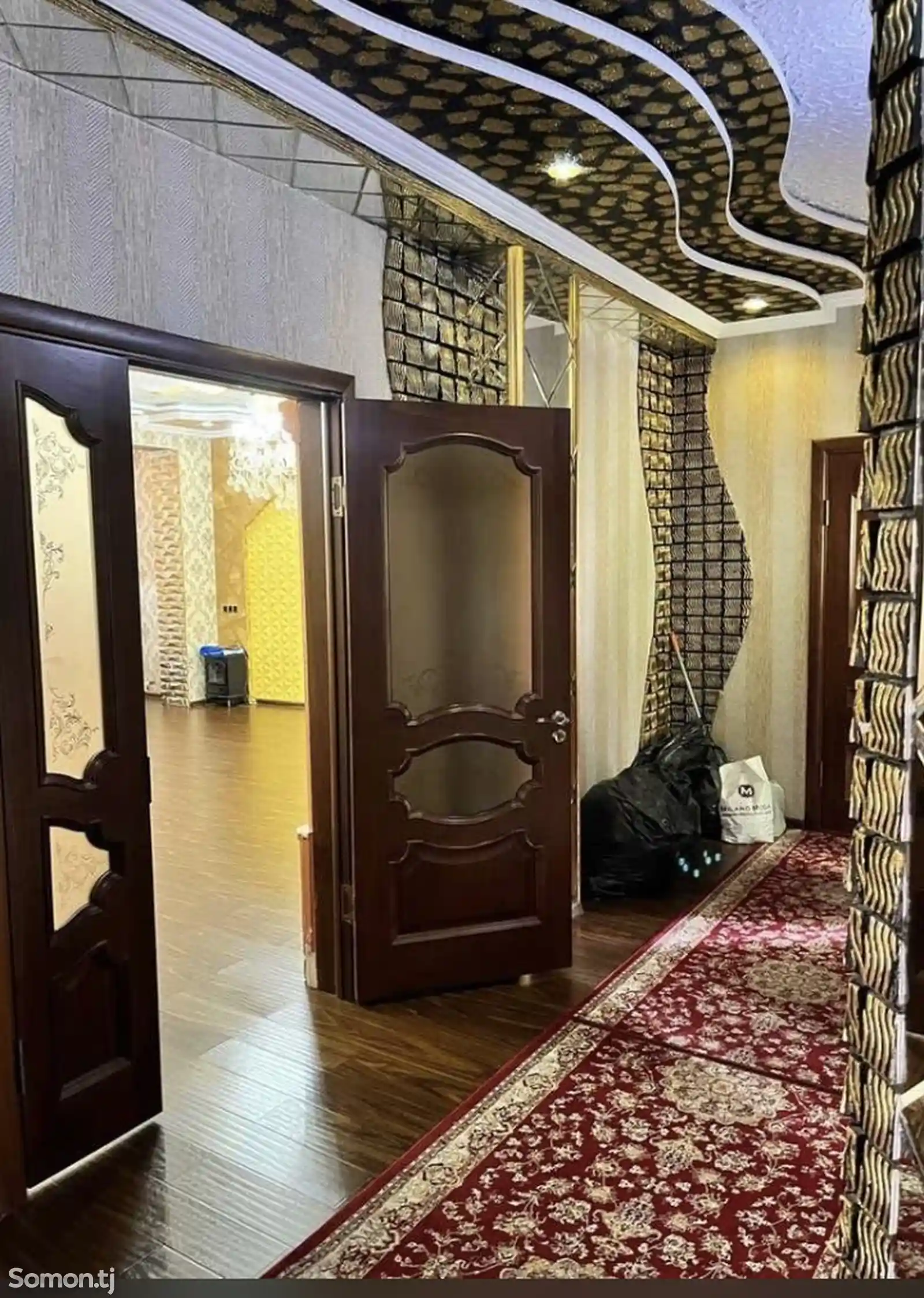 3-комн. квартира, 5 этаж, 130м², 102 мкр-4