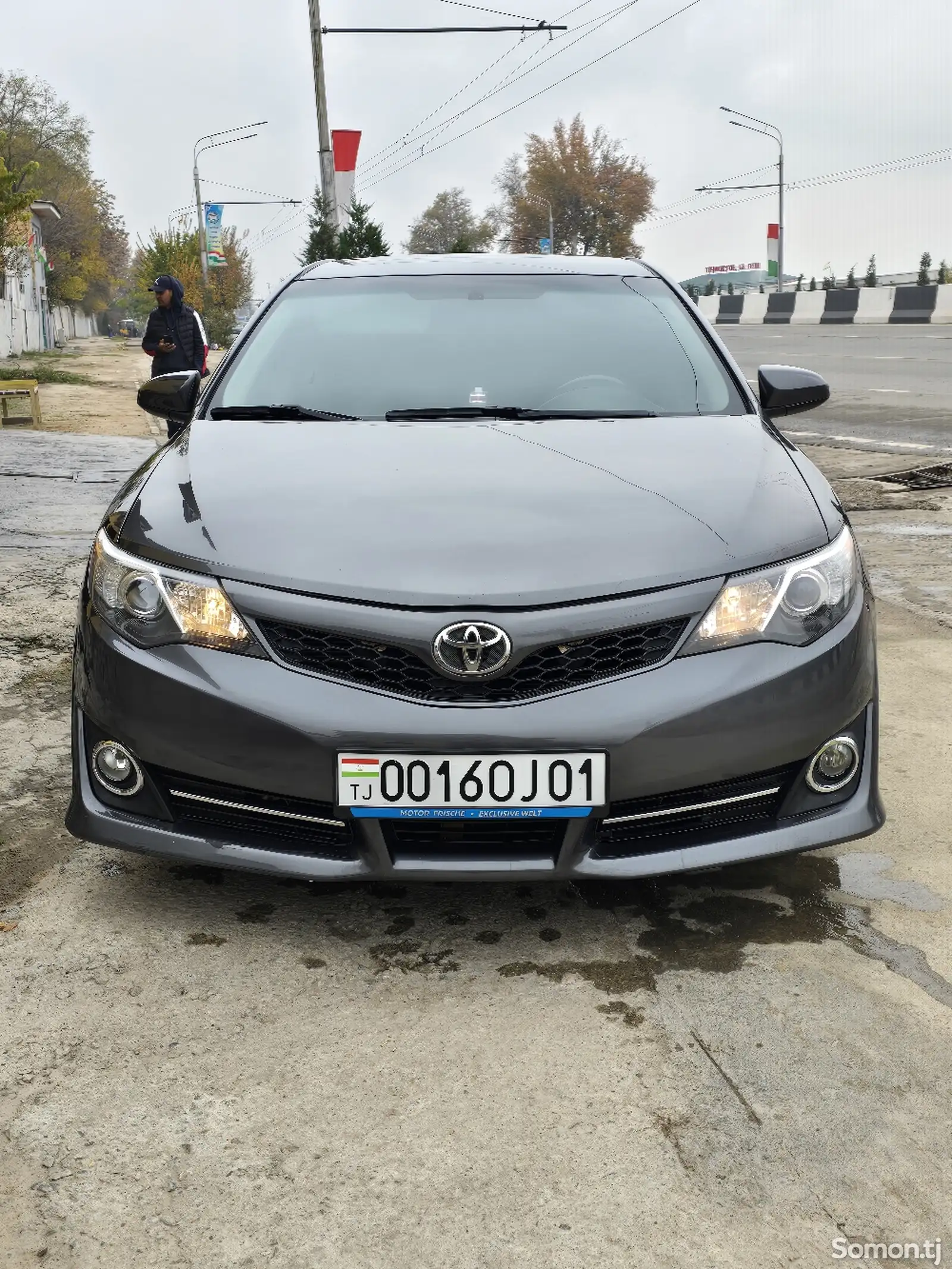 Toyota Camry, 2012-1