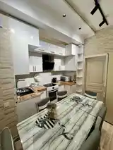 2-комн. квартира, 12 этаж, 92м², Гранд отель-9