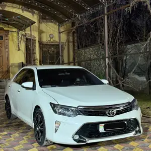 Toyota Camry, 2017