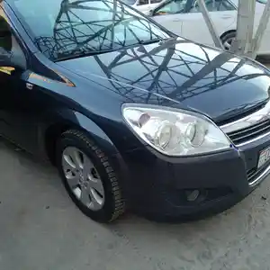 Opel Astra H, 2009