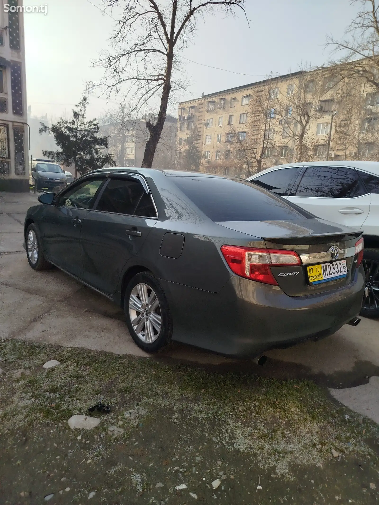 Toyota Camry, 2012-1