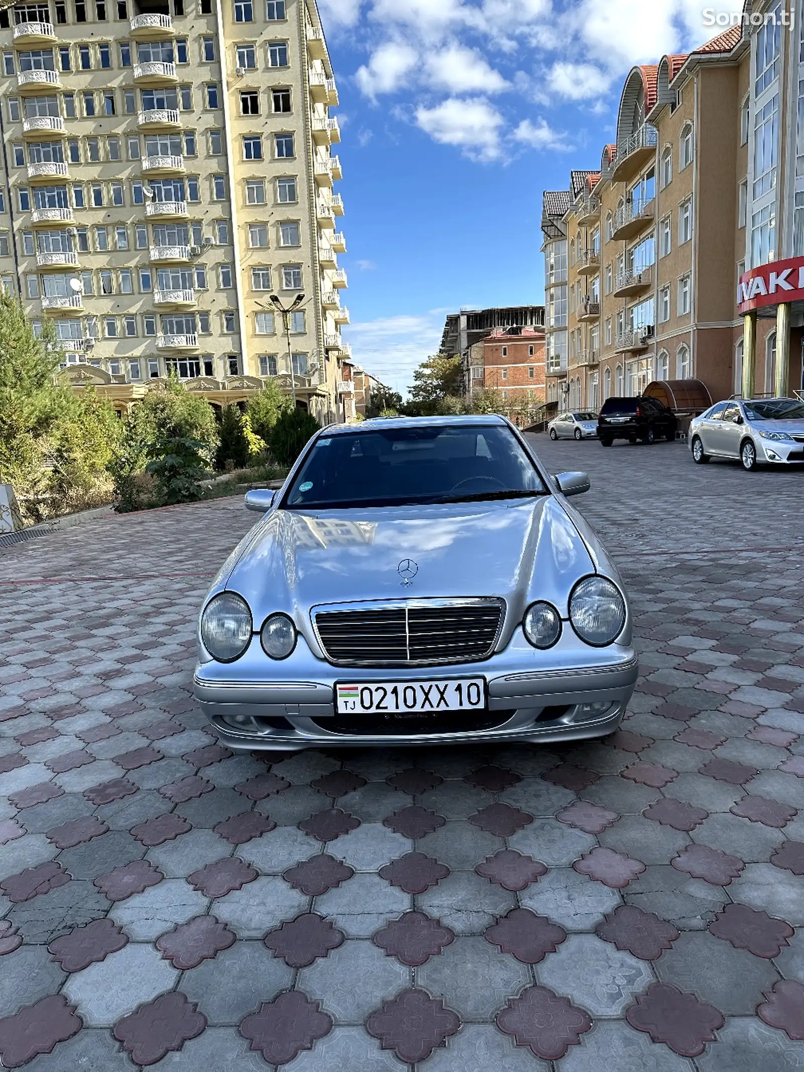 Mercedes-Benz E class, 2000-1