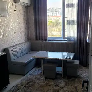 2-комн. квартира, 7 этаж, 52 м², 18 мкр