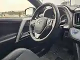 Toyota RAV 4, 2018-5