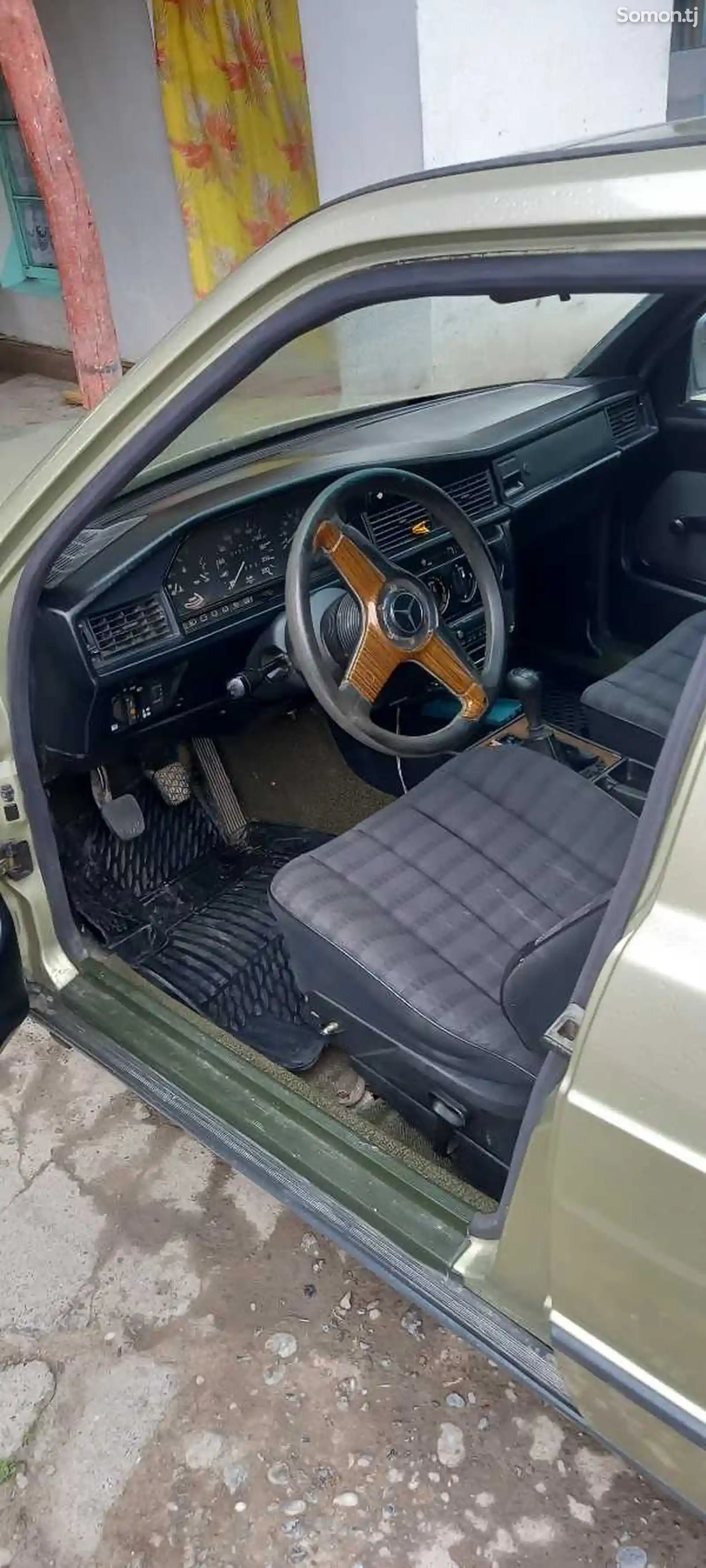 Mercedes-Benz W201, 1984-2