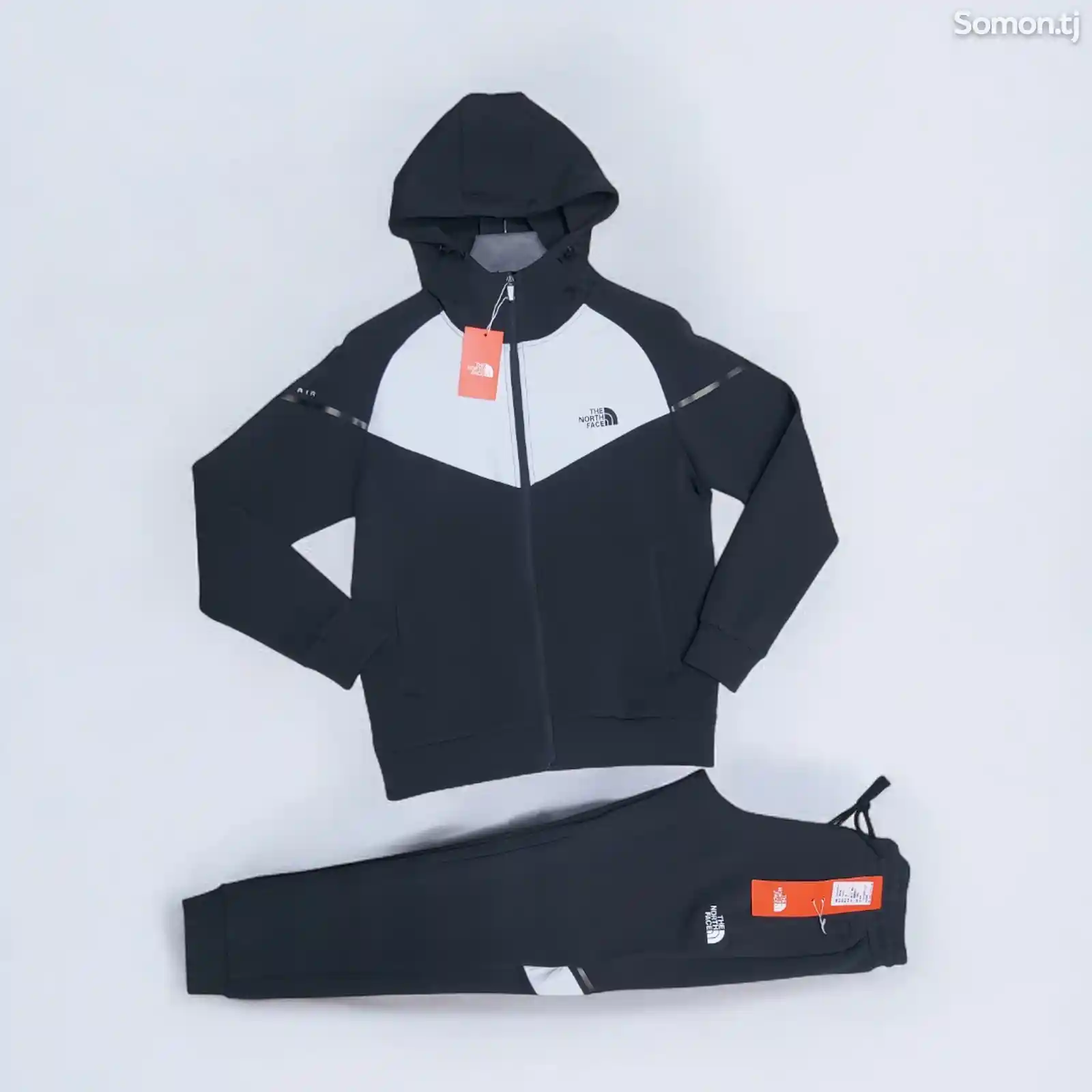 Спортивный костюм The north face