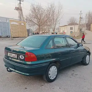 Opel Vectra A, 1995