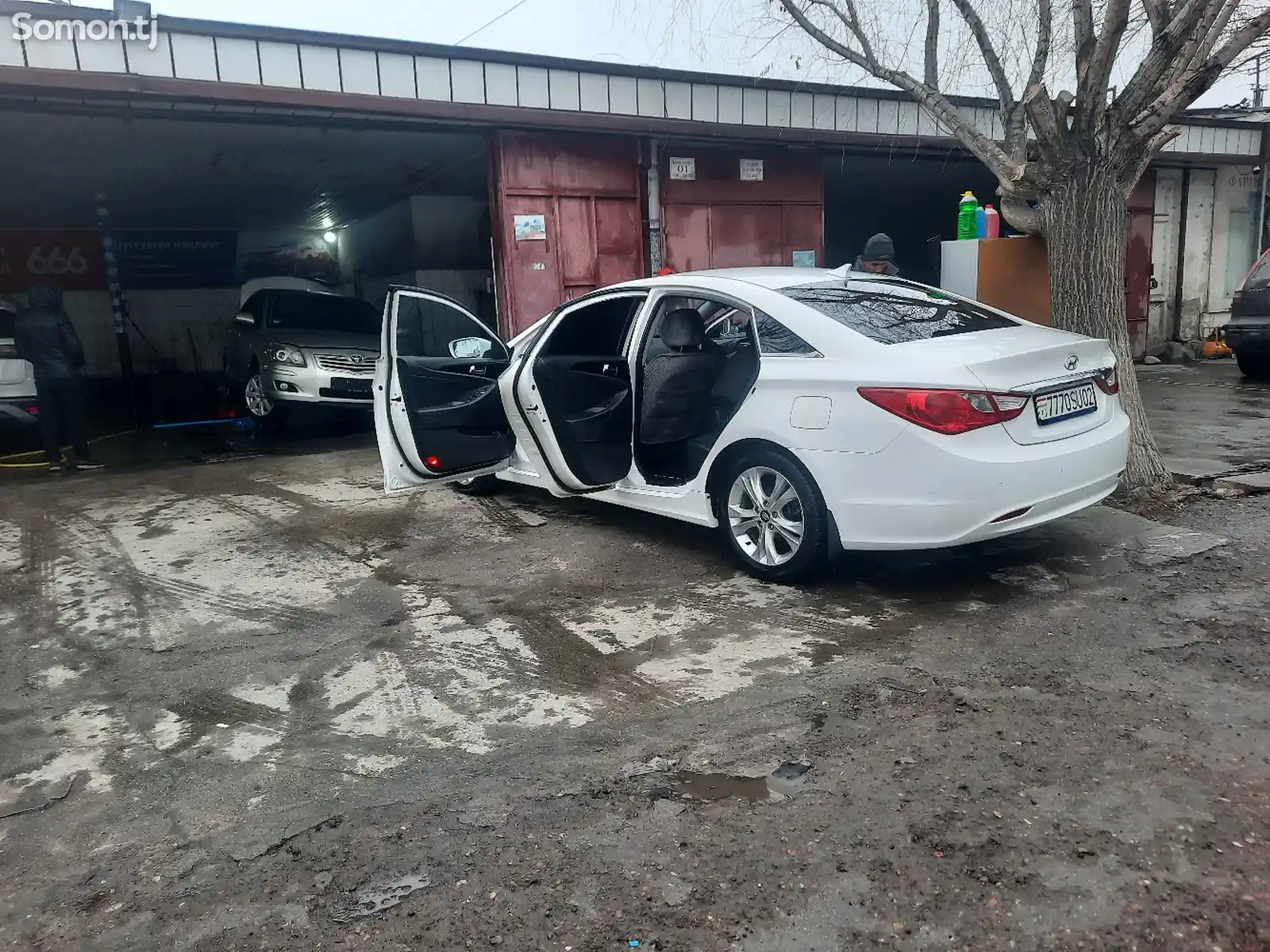 Hyundai Sonata, 2011-13