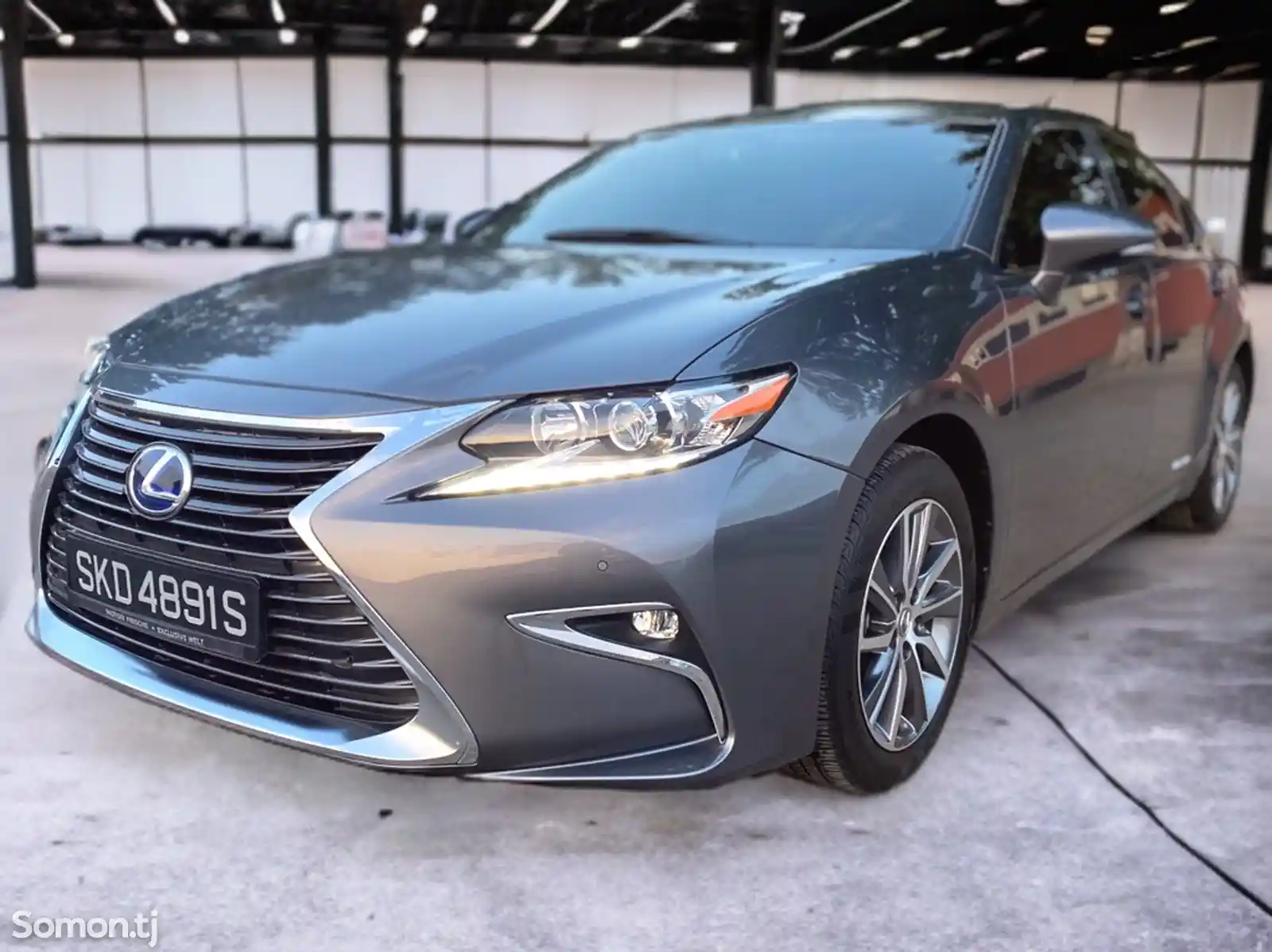 Lexus ES series, 2017-3