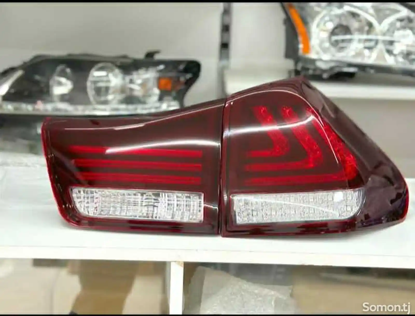 Задние стоп фары красные для Lexus RX330/350/400h-1