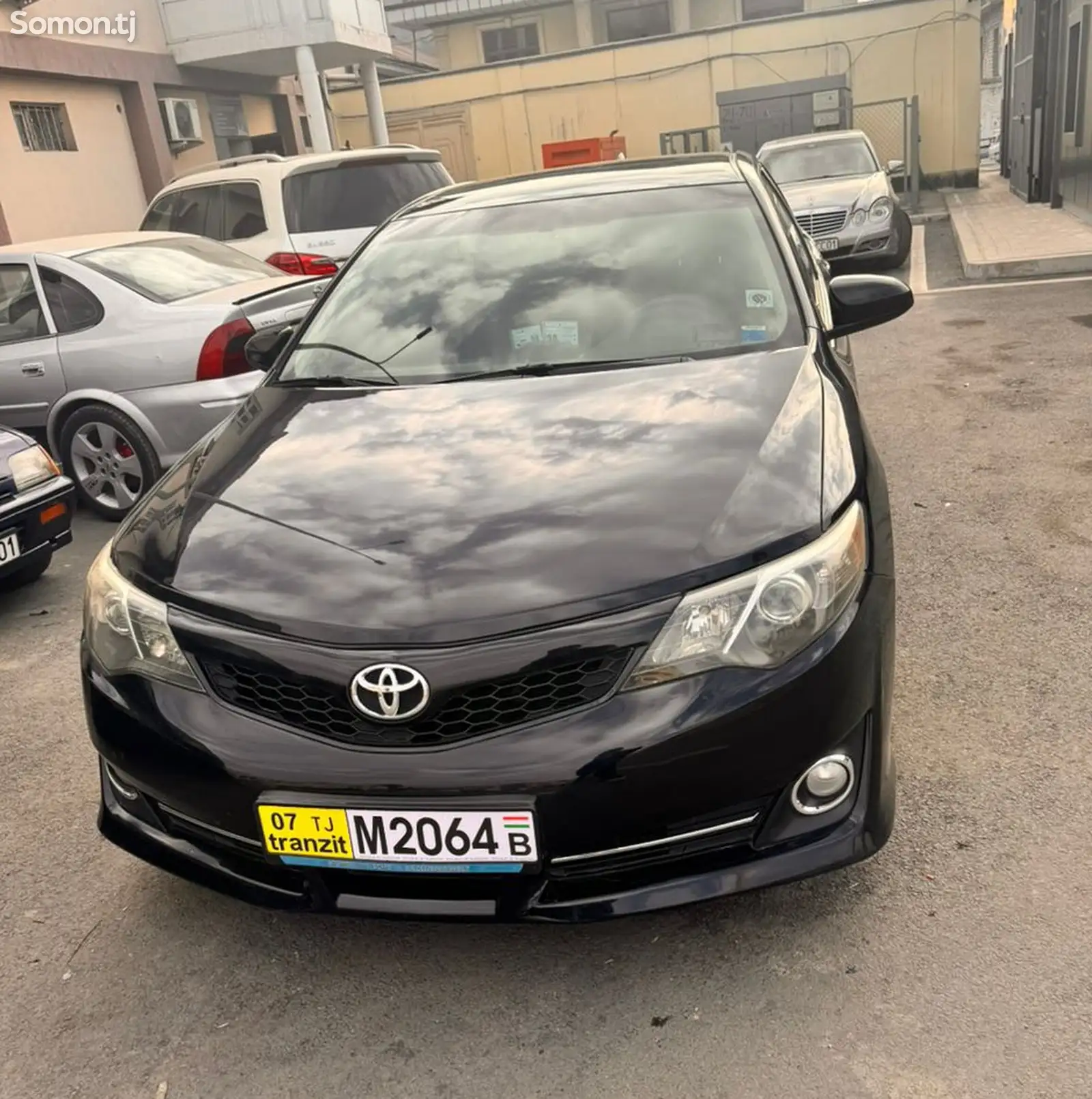 Toyota Camry, 2013-1