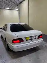 Mercedes-Benz E class, 2000-3